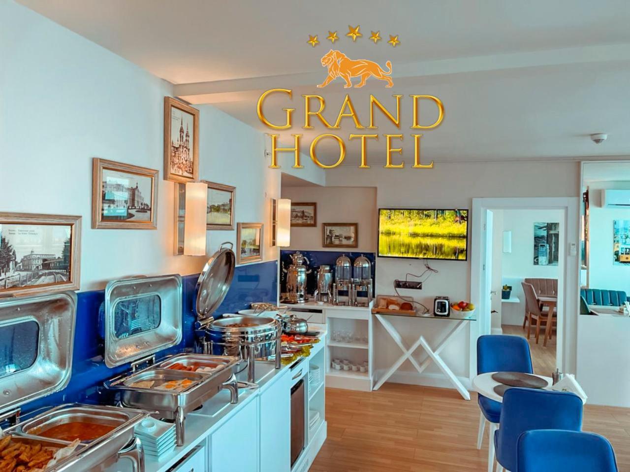 Grand Hotel ☆ Orbi City Батуми Екстериор снимка