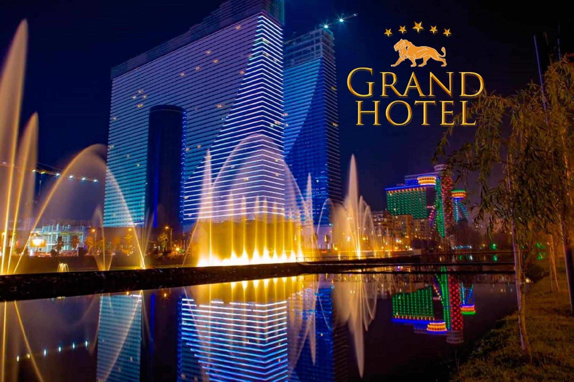 Grand Hotel ☆ Orbi City Батуми Екстериор снимка
